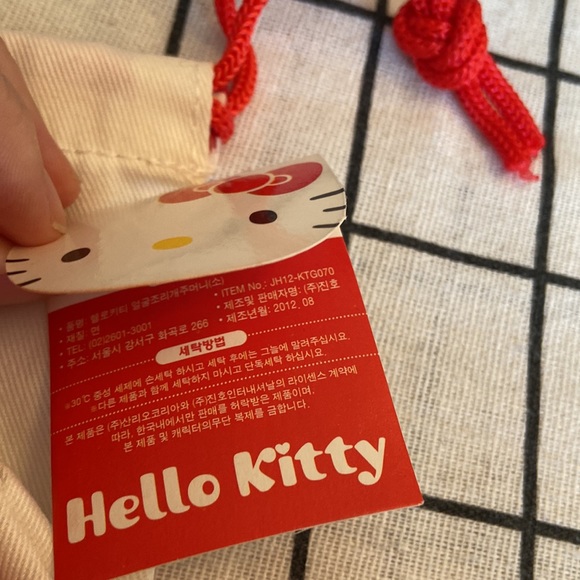 NWT Sanrio Hello Kitty drawstring pouch - Picture 4 of 7